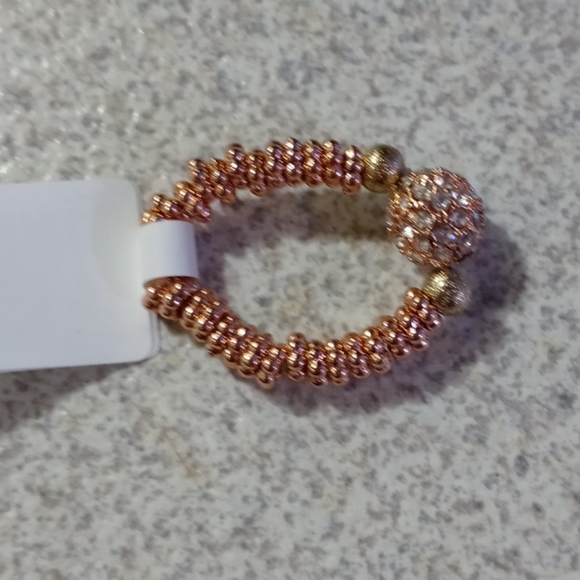 Rings - Picture 7 of 7